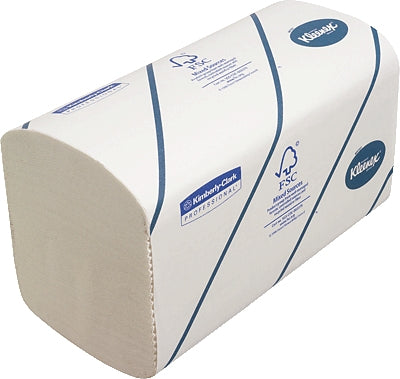 Kleenex Falthandtücher Z-Falz – 2-lagig, weiss, Papier – 215 × 210 mm – Karton 15 × 186 Blatt