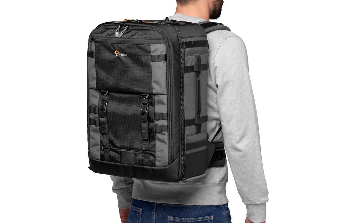 Lowepro Pro Trekker BP 450 AW II Rucksack – 32 l, für 2 Profi-DSLRs, 5–6 Objektive, Laptop bis 15" – Schwarz
