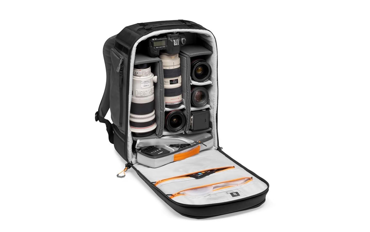 Lowepro Pro Trekker BP 450 AW II Rucksack – 32 l, für 2 Profi-DSLRs, 5–6 Objektive, Laptop bis 15" – Schwarz