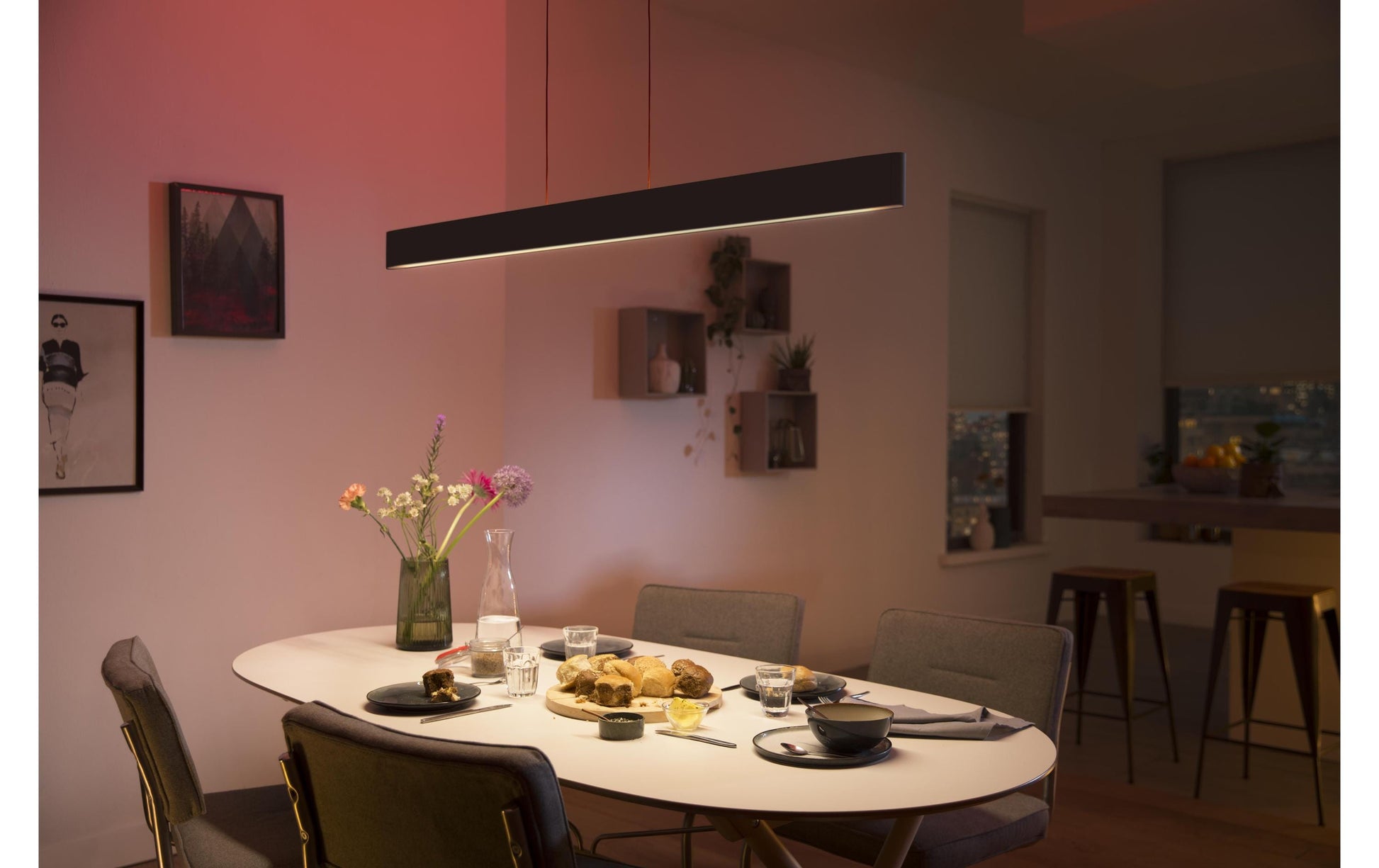 Philips by Signify Philips Hue Hängeleuchte Ensis – LED 79 W, 5500 lm, 2000–6500 K, dimmbar, ZigBee/Bluetooth – Schwarz