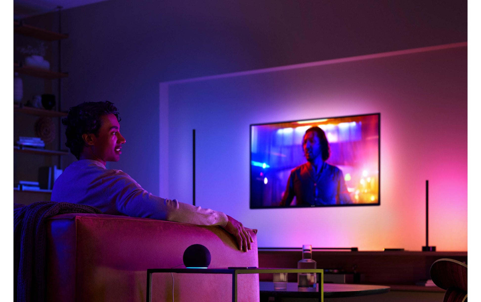 Philips by Signify Philips Hue LED-Strip Gradient Ambience – 2 m, 1600 lm, 20 W, 2000–6500 K, dimmbar, für Alexa/Google/HomeKit
