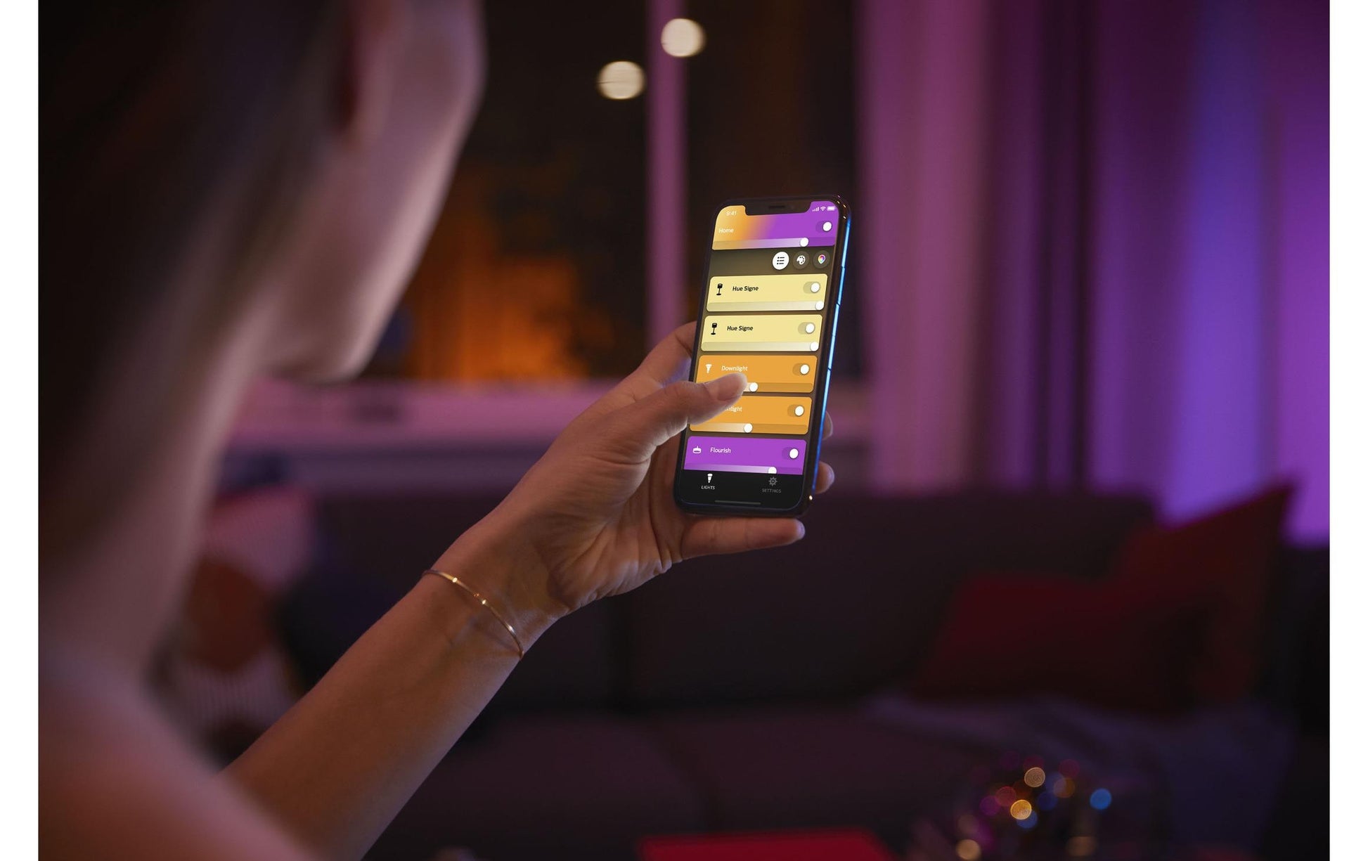 Philips by Signify Philips Hue Smart-Leuchtmittel E27 A60 – RGB+CCT, 830 lm, 9 W, Bluetooth/Zigbee – für Philips Hue – 3 Stk.