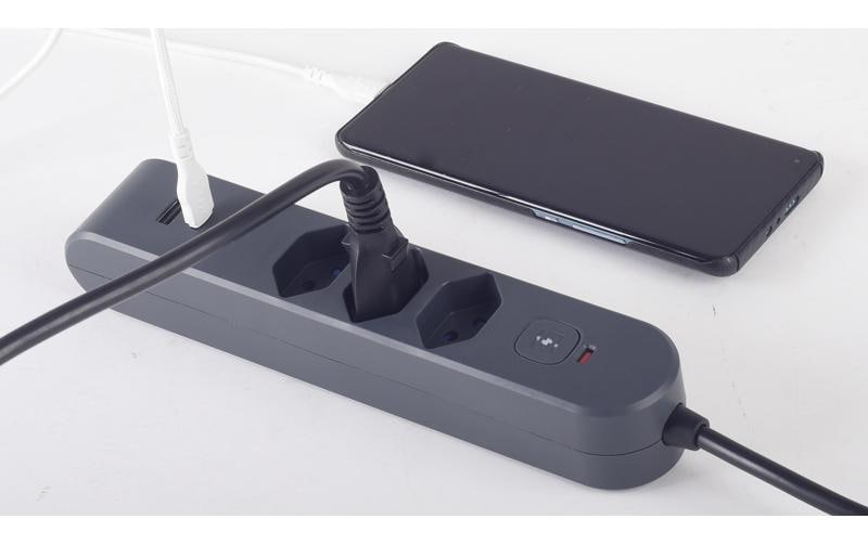 Steffen Standard Steckdosenleiste, 3×T13, 1×USB‑A 18 W + 1×USB‑C PD 20 W, mit Schalter, 3 m – Anthrazit