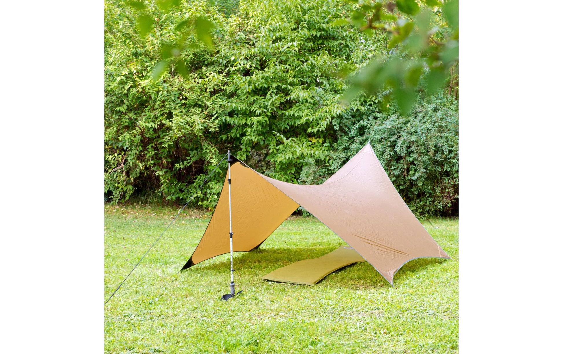 AMAZONAS Abdeckplane (Tarp) – Wassersäule 2000 mm, mit Aufbewahrungsbox – 1400×1680×3400 mm – Braun