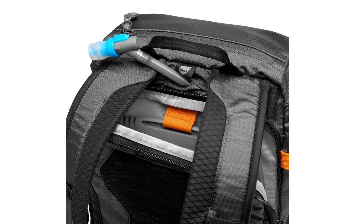 Lowepro PhotoSport BP 15L AW III Kamerarucksack – 15 l, Regenschutz – für Systemkameras und mehr – Grau