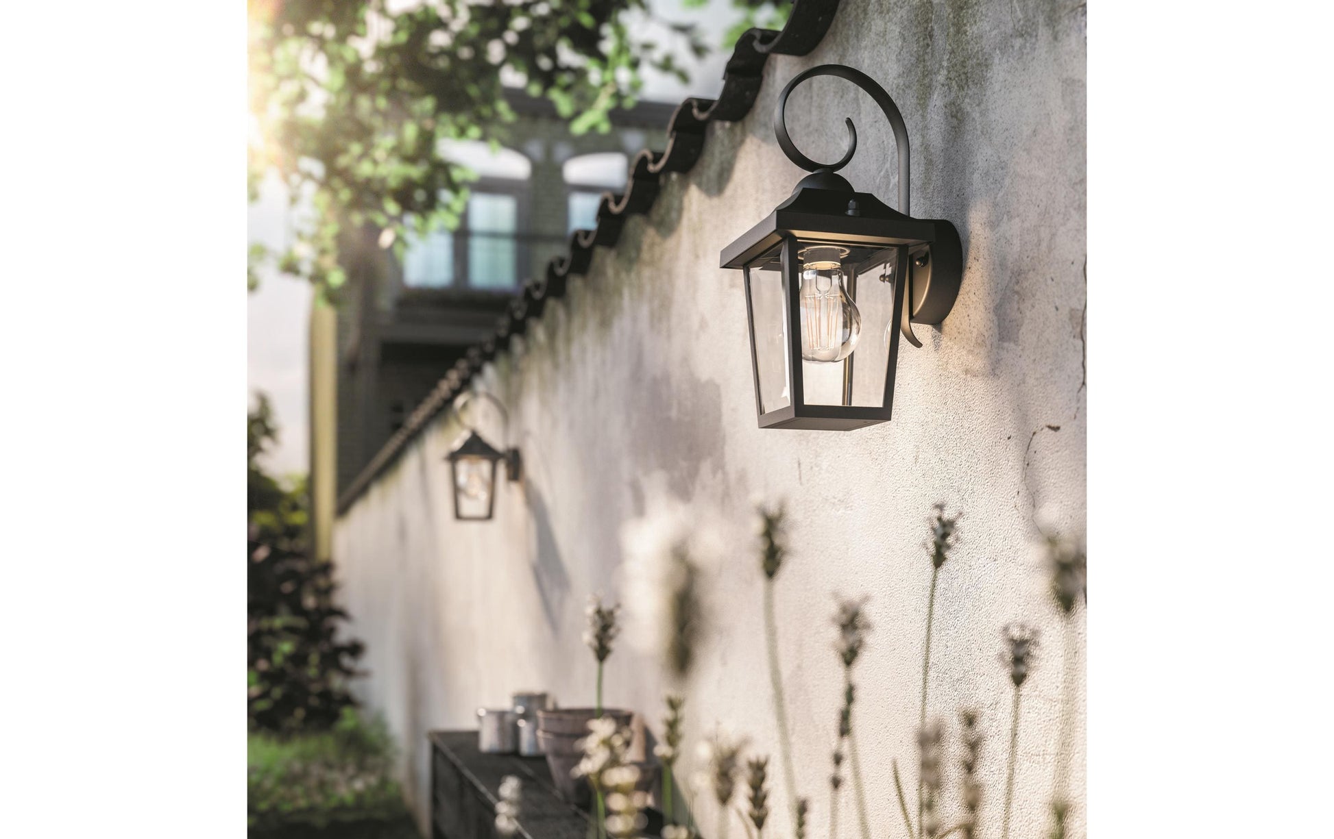 Philips by Signify Philips Aussenwandleuchte – 12×24,9 cm – 60 W – IP44 – Netzbetrieb – dimmbar – Schwarz, Aluminium