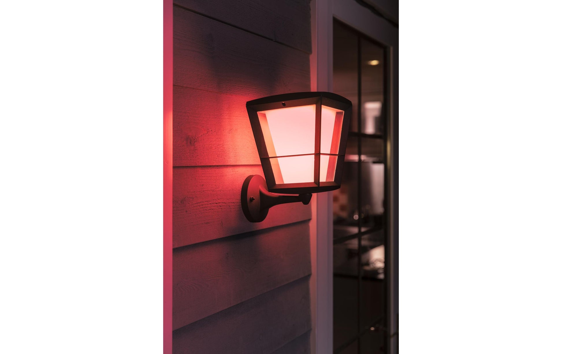 Philips by Signify Philips Hue Aussenwandleuchte – 19,4×30,1 cm – 1150 lm, 15 W – RGB, 2000–6500 K – IP44 – Netzbetrieb – Zigbee