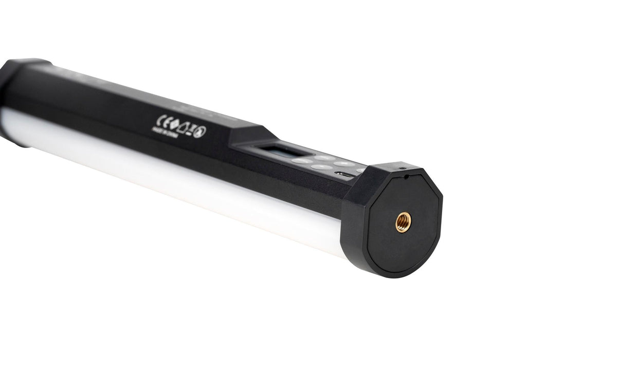 Nanlite Tischleuchte PavoTube II 6C – LED 11 W, 2700–7500 K, dimmbar, Akku, USB-C – Schwarz