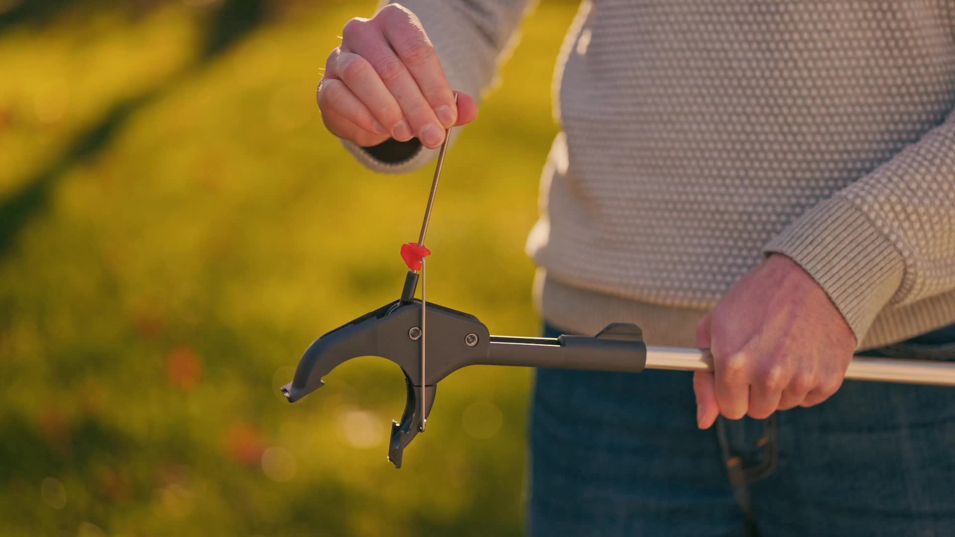 Gardena 11700-20 Greifzange – Länge 945 mm, Gewicht 0,33 kg, Kunststoffgriff