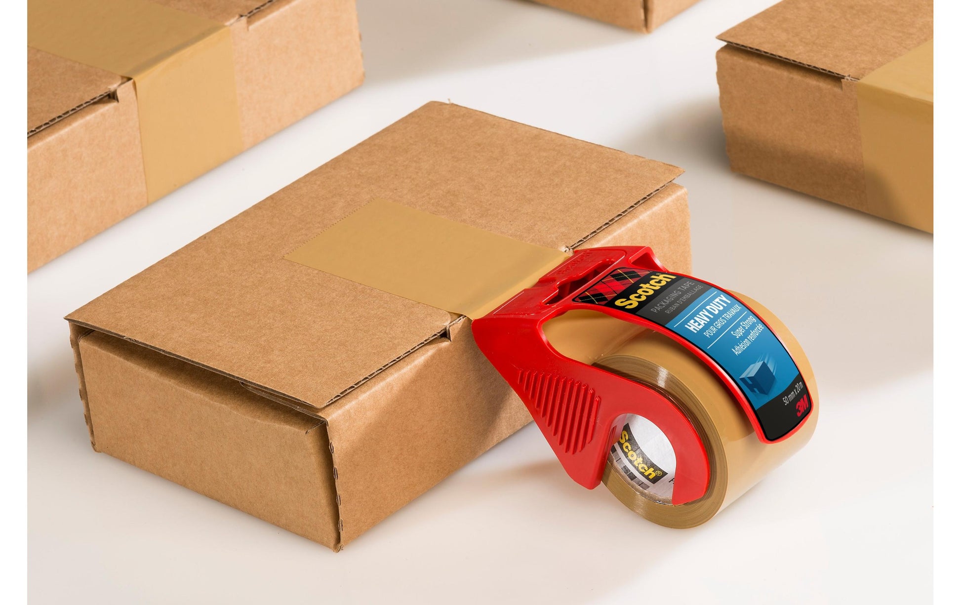 Scotch Verpackungsband Pack Classic – mit Abroller – permanent, glatt, 48 mm × 20 m, braun