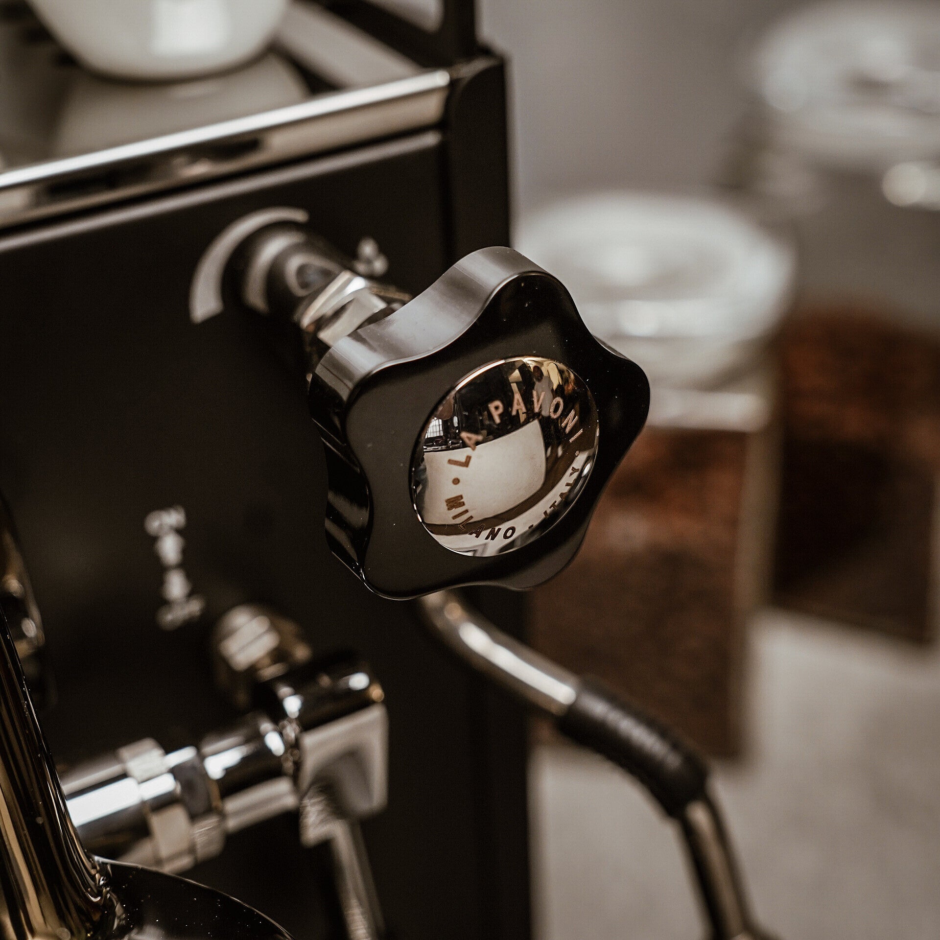 La Pavoni LPSCCB01EU Espressomaschine (Siebträger) – 15 bar, 2,9 l, Milchaufschäumer, 29,5 × 37 × 43 cm