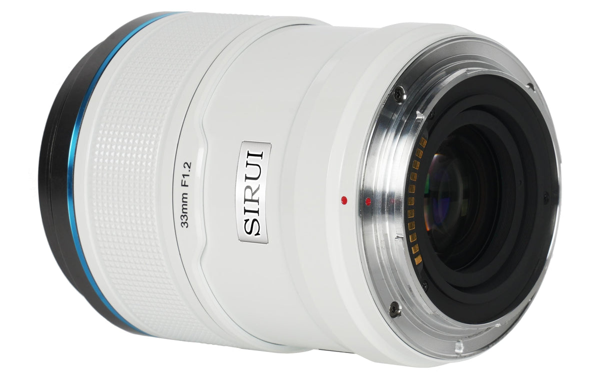 Sirui Sniper 33mm f/1.2 Sony E-Mount Objektiv – APS-C – Weiss