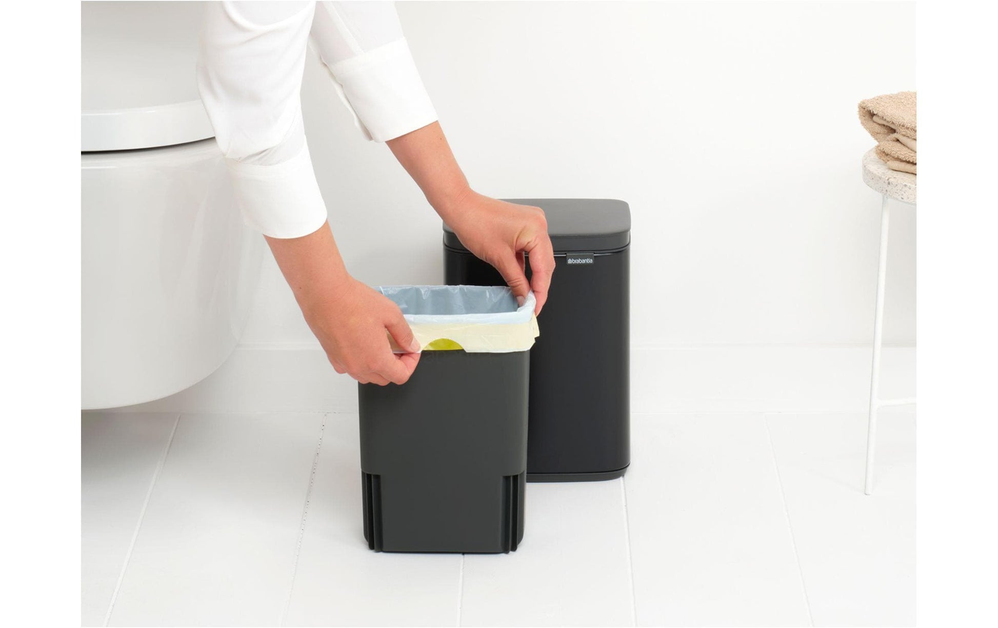 Brabantia Kosmetikeimer Bo – 4 l – Stahl, rechteckig – schwarz matt – Soft-Close