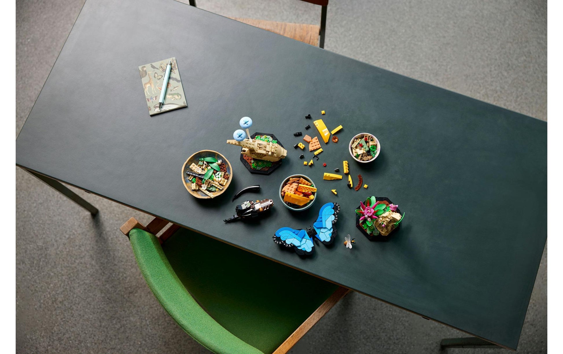 LEGO 3D Puzzle Die Insektensammlung – 1111 Teile – ab 18 Jahren