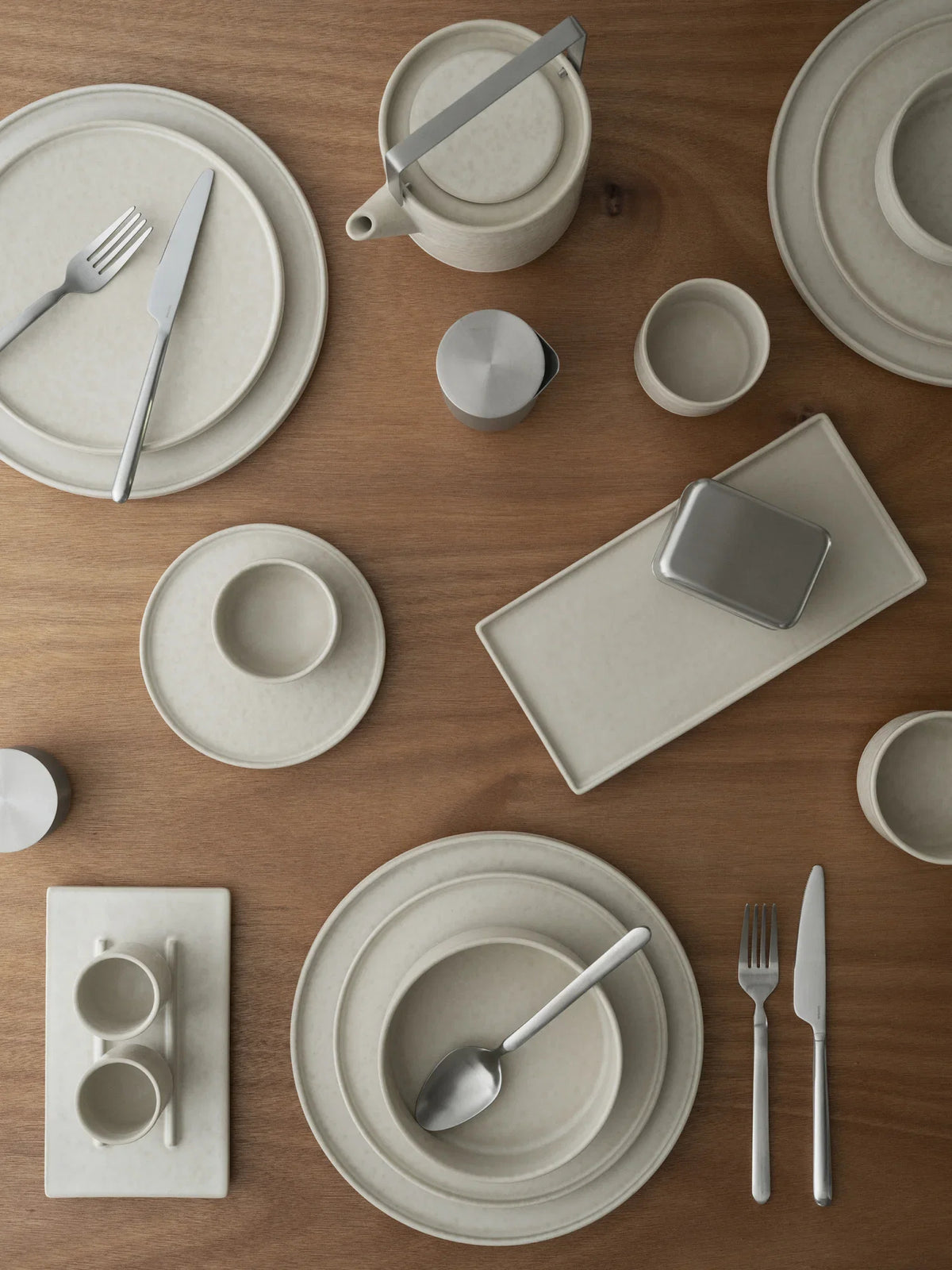 Blomus Teekanne MAKOTO – 1 l, 20,5 × 16,5 × 12,5 cm, Steingut, Beige, mit Teefilter, spülmaschinenfest