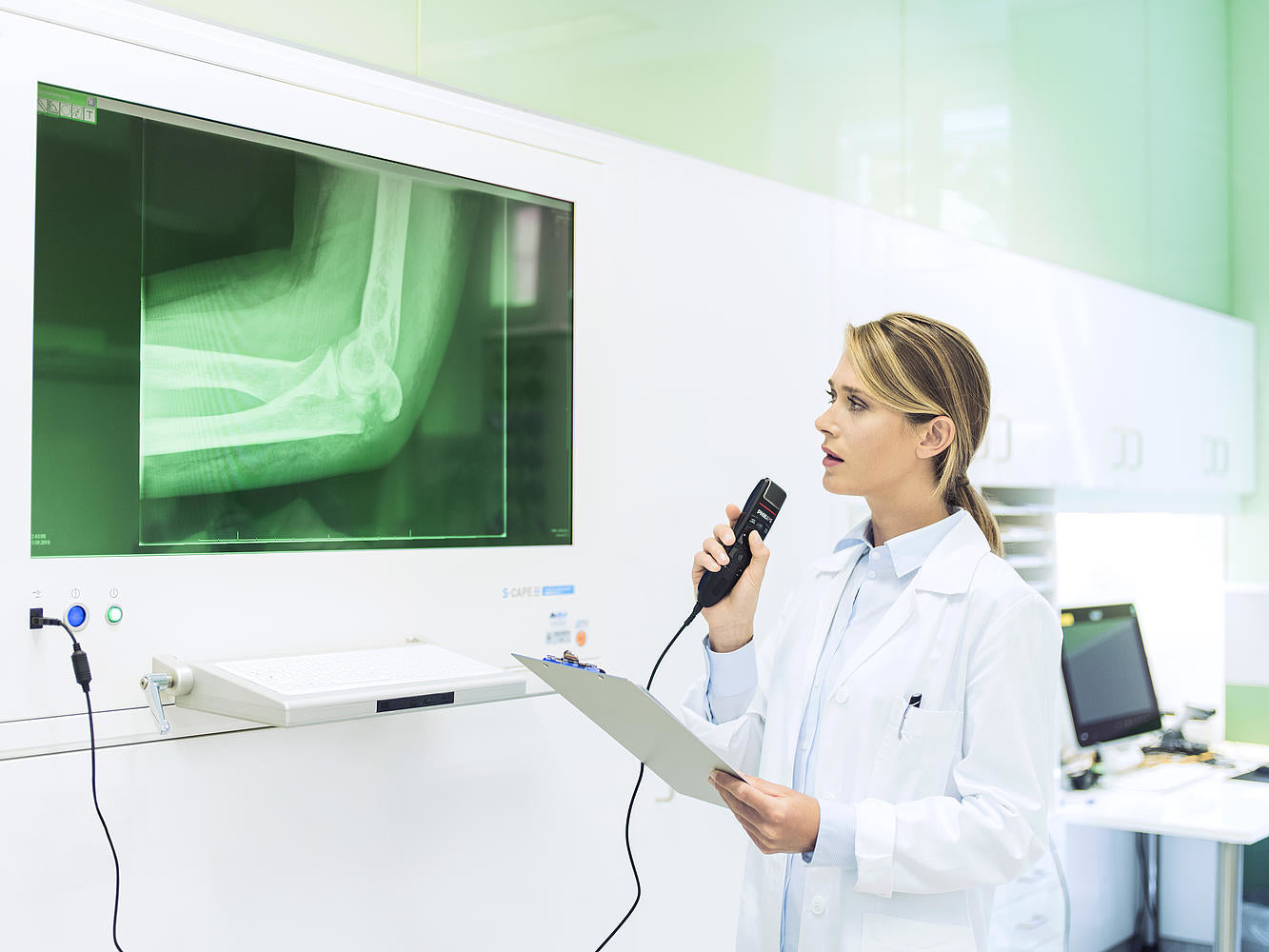 Philips SpeechMike Premium Touch SMP3710 – Diktiergerät, USB, Dunkelgrau