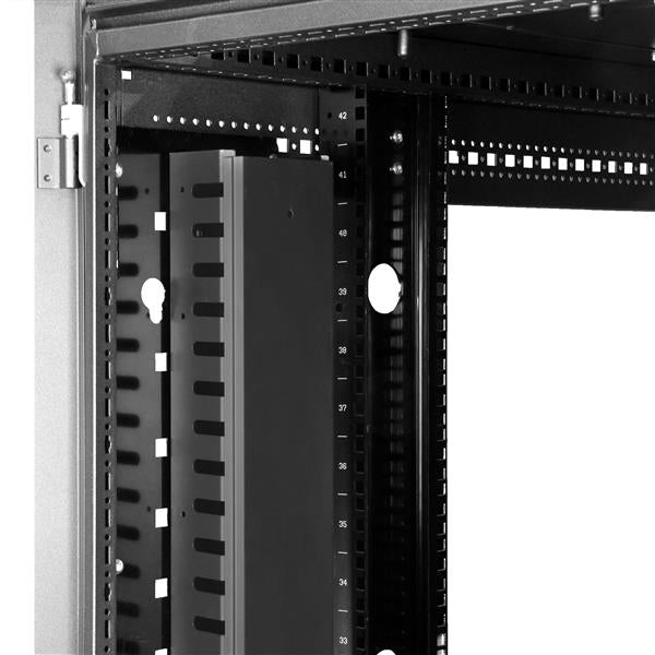 StarTech.com 19" Rangierpanel, 0U vertikal, 1,7 m, Finger-Duct, Kunststoff/Stahl – für 40U – Schwarz