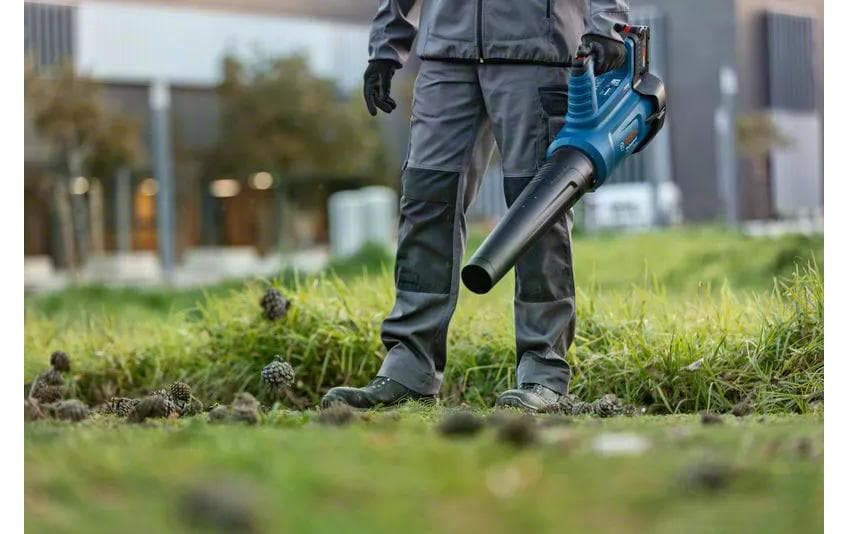 Bosch Professionelles GBL 18V-750 Handgehaltenes Gebläse – 18 V – Solo – AMPShare