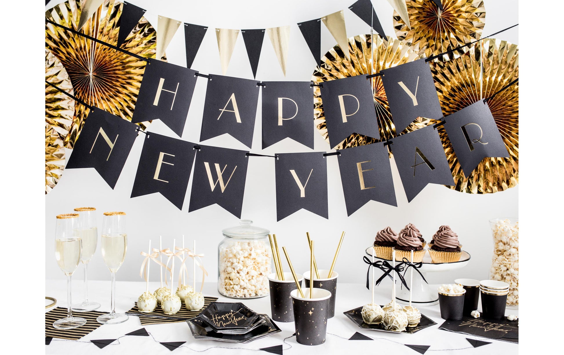 PartyDeco Lets Celebrate Teller, Papier/Karton, Sechseck – Ø 23 cm, Schwarz/Gold – 6 Stk.