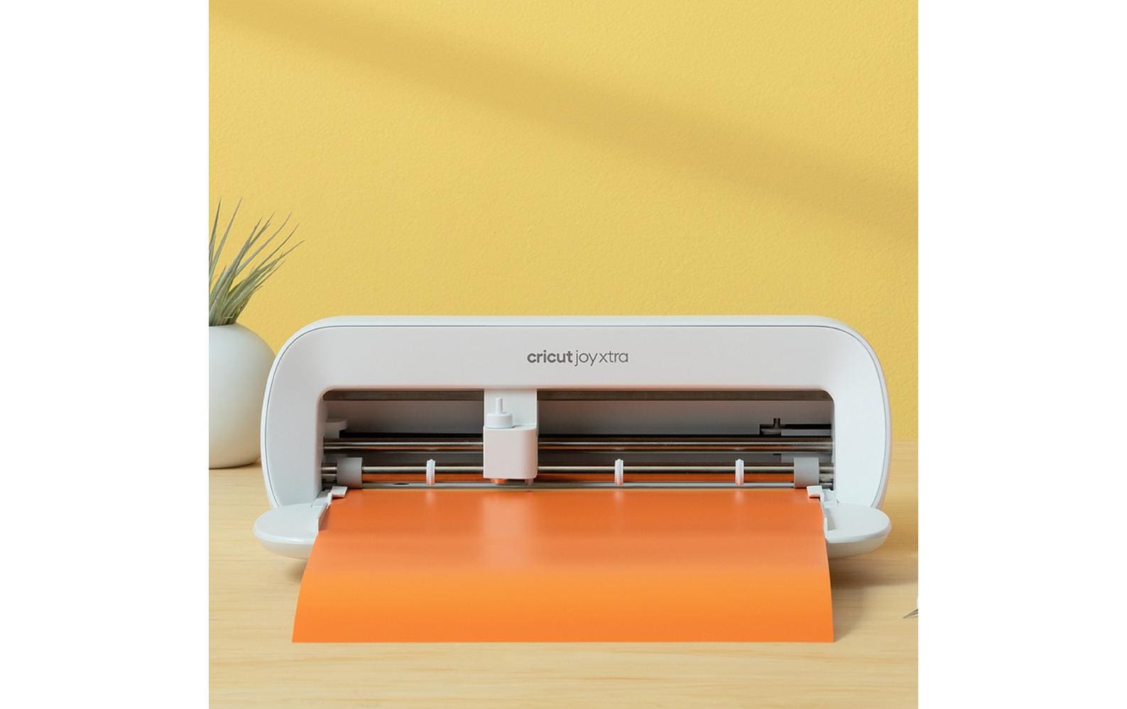 Cricut Schneideplotter Joy Xtra – max. Breite 216 mm, Materialdicke 1 mm, Weiss
