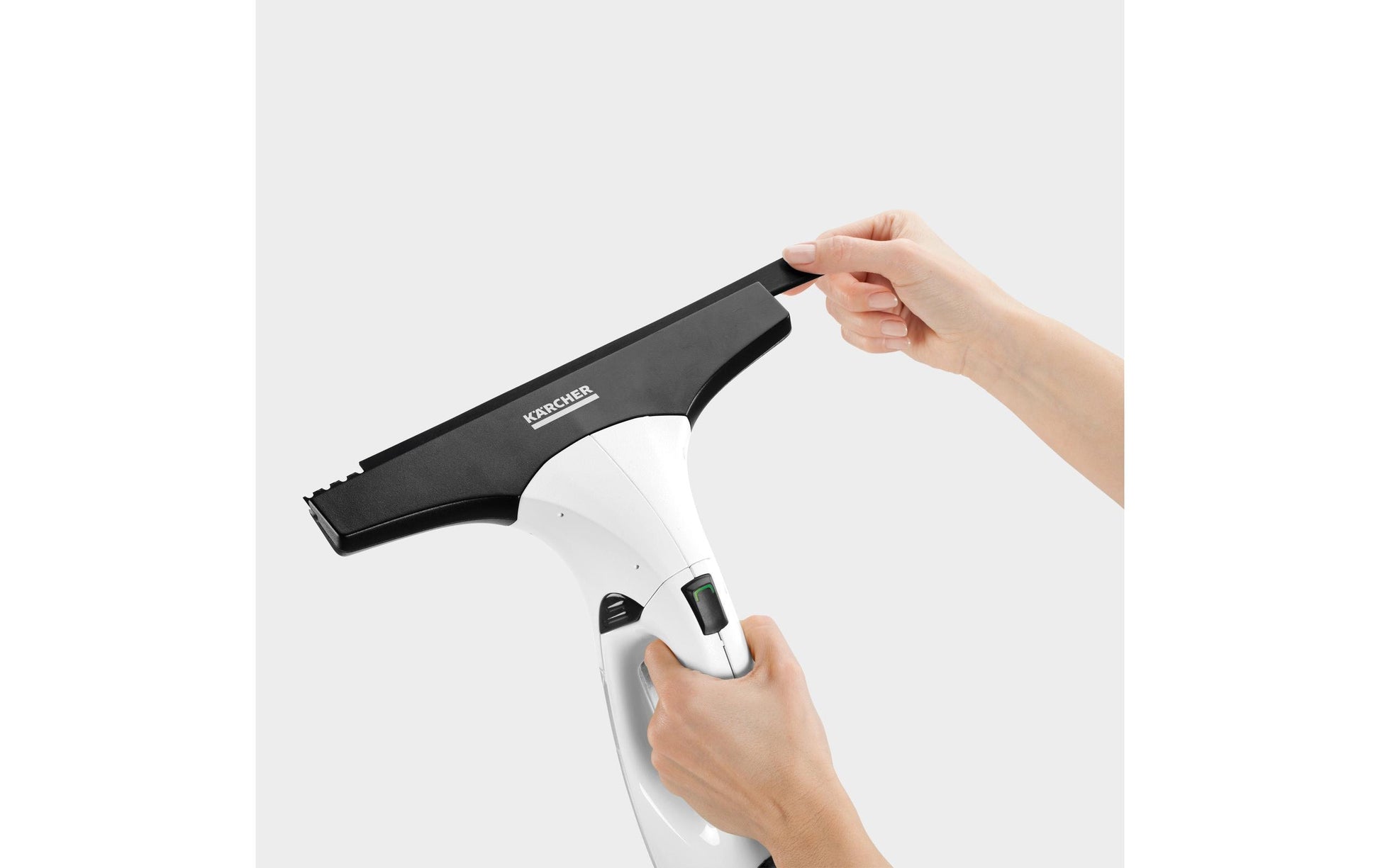 Kärcher WV 2 Plus N – Fenstersauger – Arbeitsbreite 25 cm, Laufzeit 35 min, Tank 100 ml, 105 m², Weiss