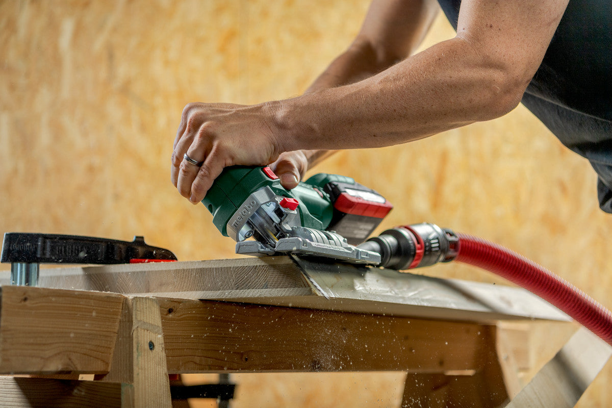 Metabo Stichsäge STA 18 LTX 150 BL – 18 V (CAS) – Schnellwechsel-System – Schnitttiefe in Holz 150 mm – Solo
