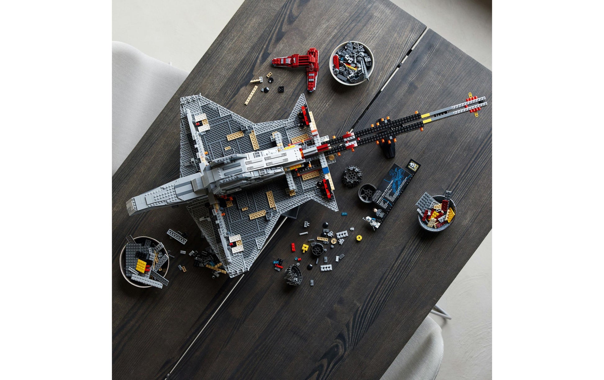 LEGO Star Wars Set Republikanischer Angriffskreuzer – 5374 Teile – 54 × 32 × 109 cm – ab 18 Jahren