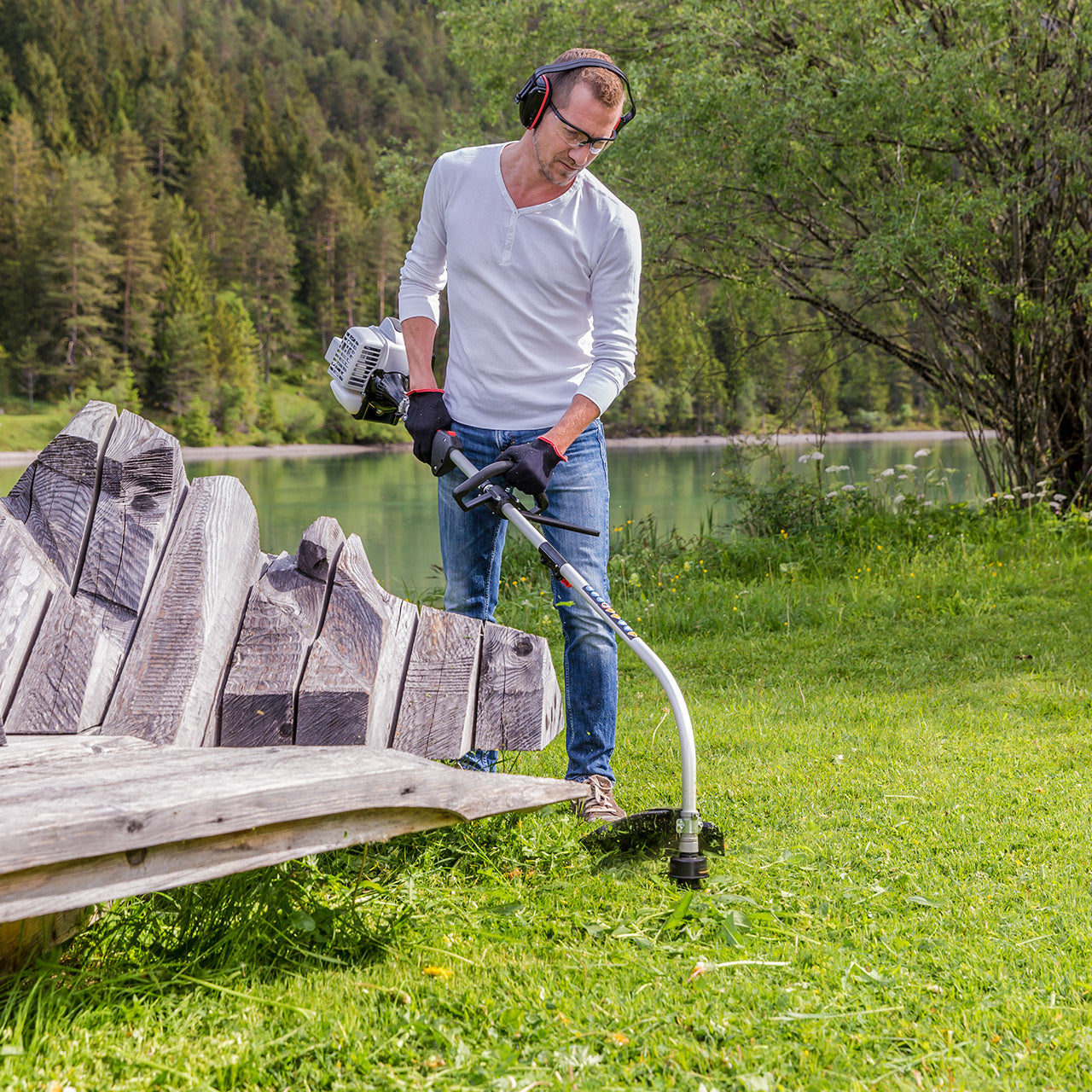 AL-KO BC 223 L-S Rasentrimmer – Benzin – 700 W – Schnittbreite 410 mm – Hubraum 22,5 cm³ – Nylonschnur – Solo