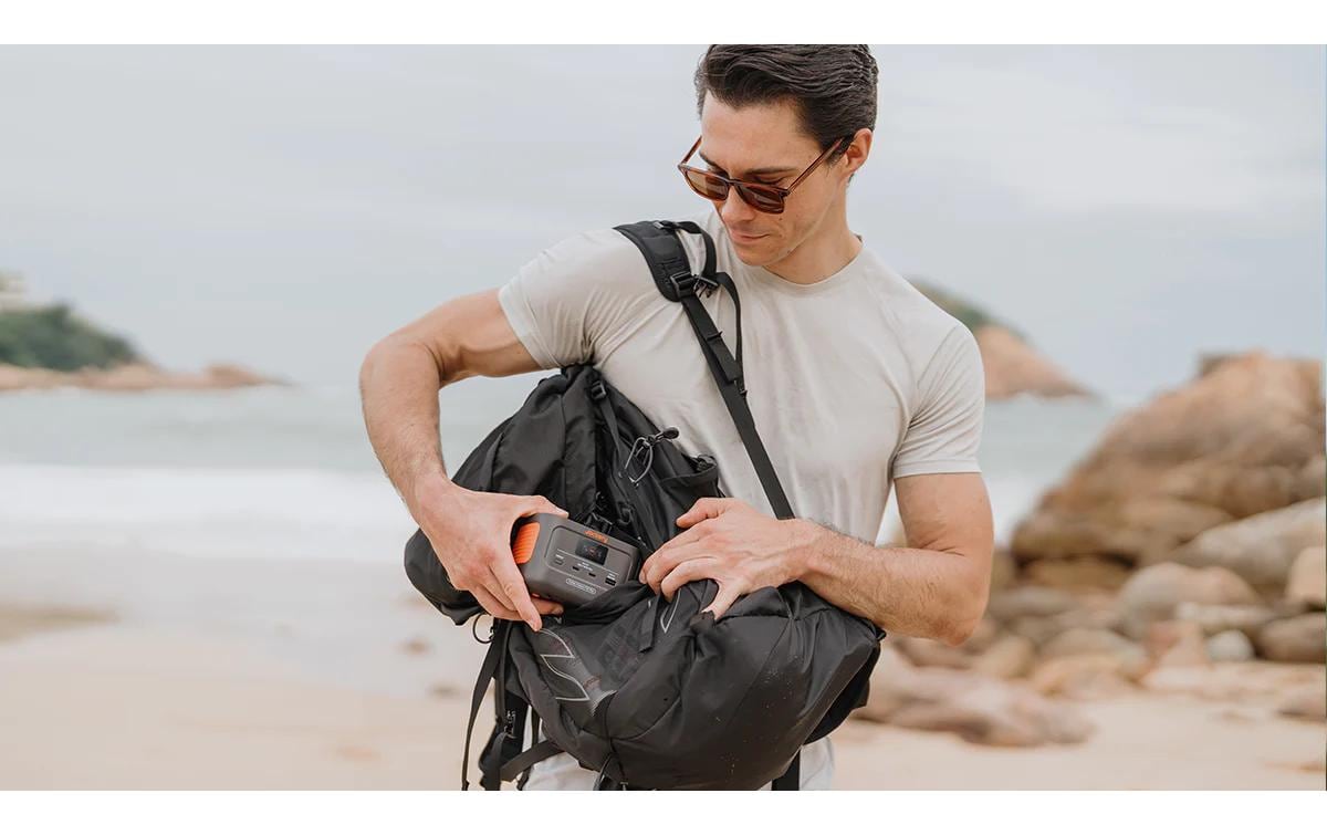 Jackery Explorer 100 Plus – Powerstation – 99 Wh, Li-Ion