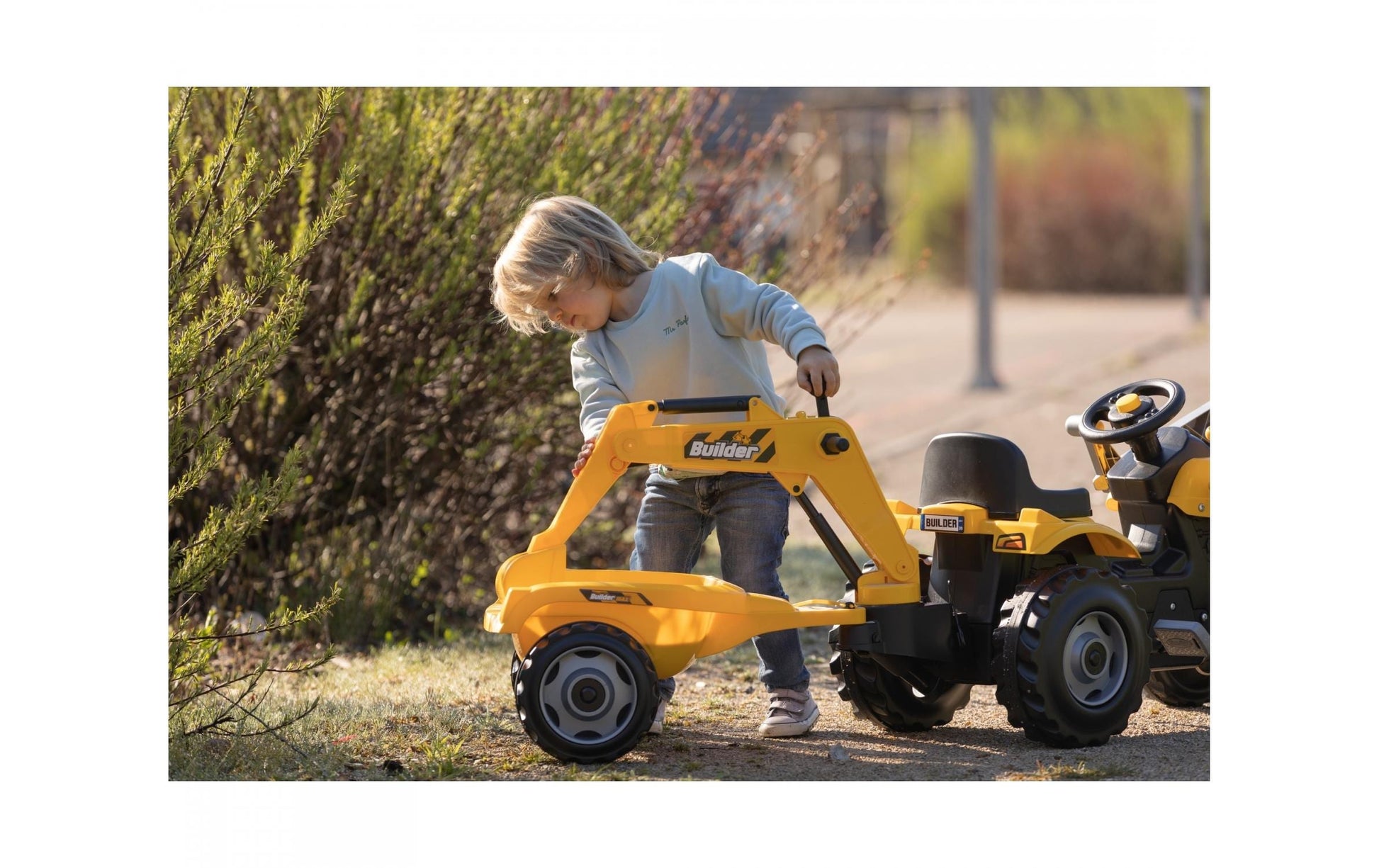 Smoby Traktor – mit Frontlader, Anhänger – 44,0 × 66,0 × 182,0 cm – ab 3 J. – Kunststoff – schwarz/gelb