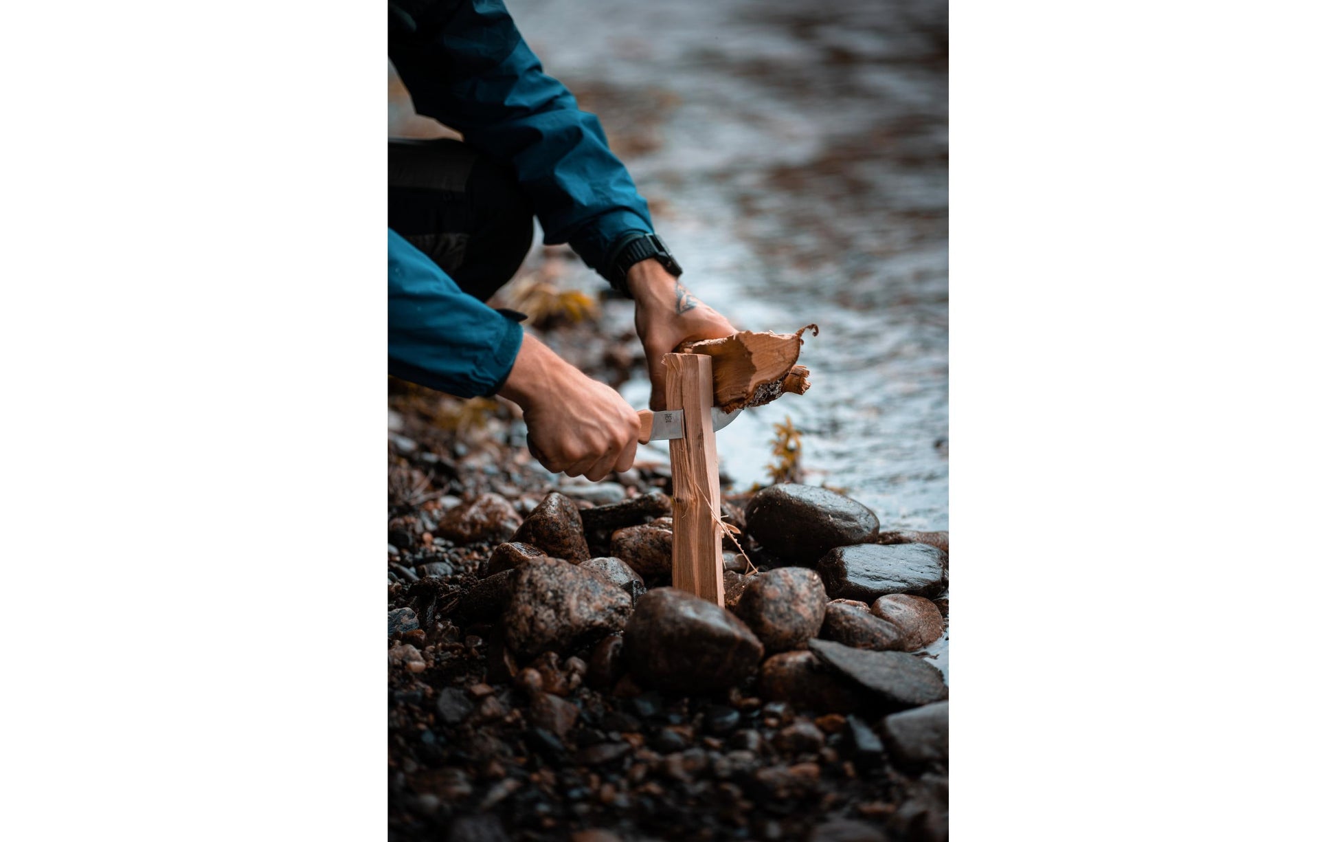 Øyo FEMUNDEN – Outdoormesser 100 mm, Olivenholzgriff, mit Lederscheide