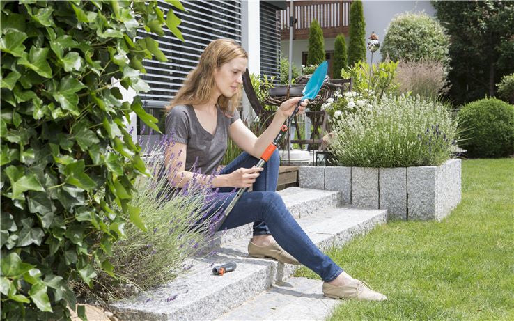 Gardena Combisystem-Blumenkelle – ergonomischer Anti-Rutsch-Griff, Duroplast/Stahl