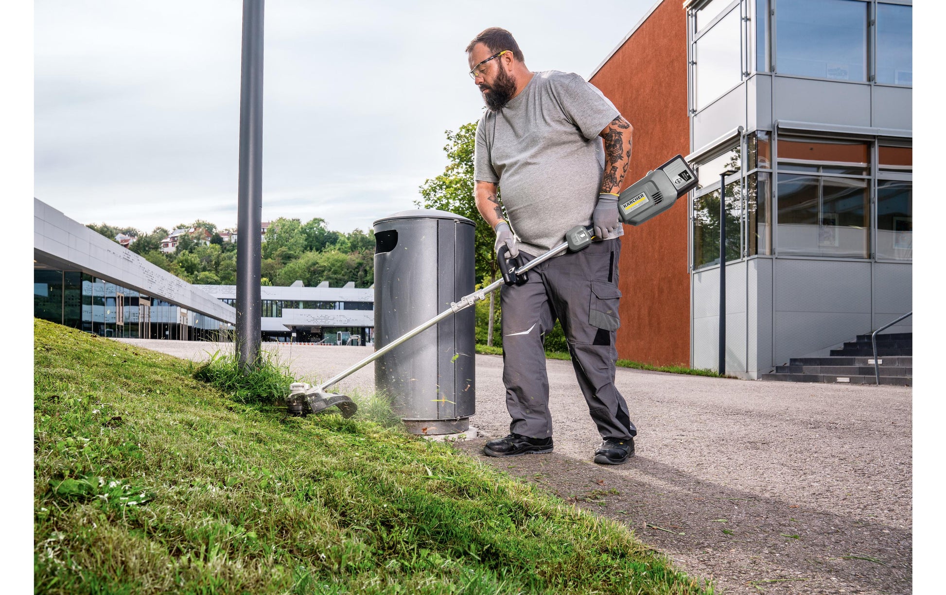 Kärcher Akku- & Ladegerät-Set 36 V 6 Ah – 2 Stk – für Kärcher