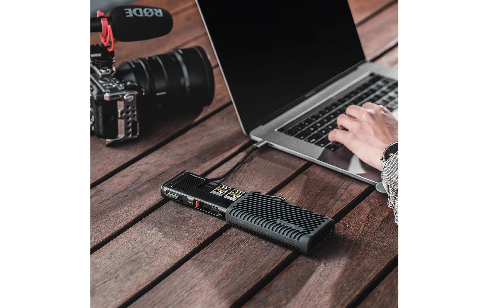 PGYTECH P-GM-167 Kartenleser – CFexpress Typ B, SD/SDHC/SDXC, microSD – USB-C 3.2 Gen 2 – 1 Gbit/s
