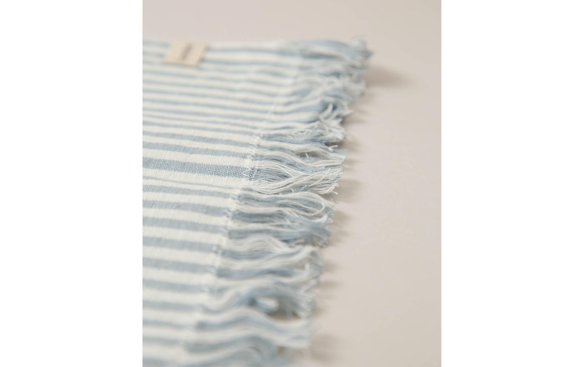 Esmée Hamam- und Strandtuch Sol – 100 × 190 cm, Blau/Weiss, 50% Baumwolle/50% Leinen, GOTS, OEKO-TEX