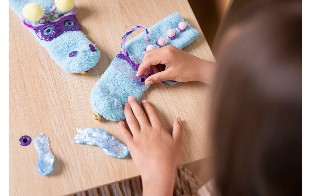 Creativ Company Bastelset – Sockenmonster – 8-teilig – ab 4 Jahren – Filz & Zubehör