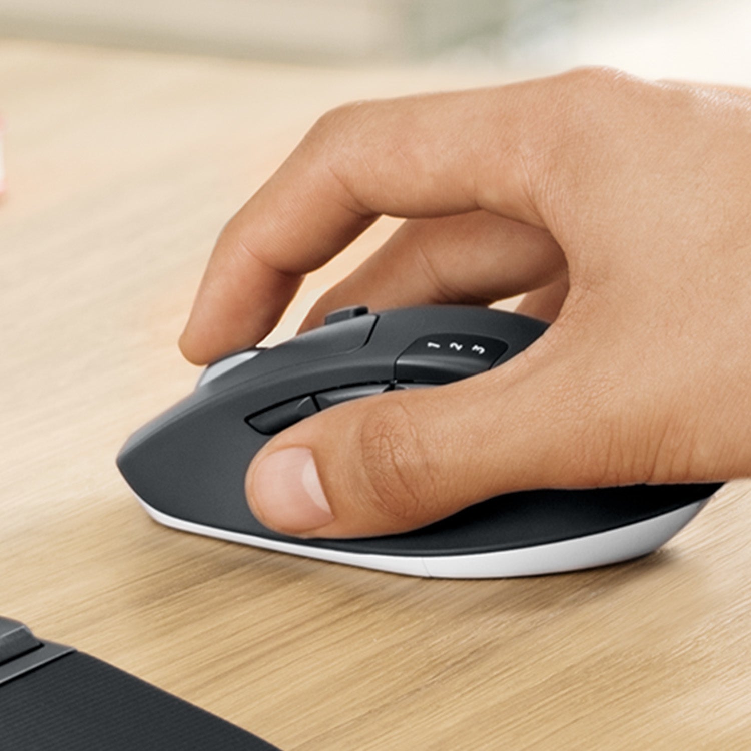 Logitech MK850 – Tastatur- und Maus-Set – Bluetooth & 2,4 GHz (Unifying-Empfänger) – QWERTZ (DE) – Schwarz