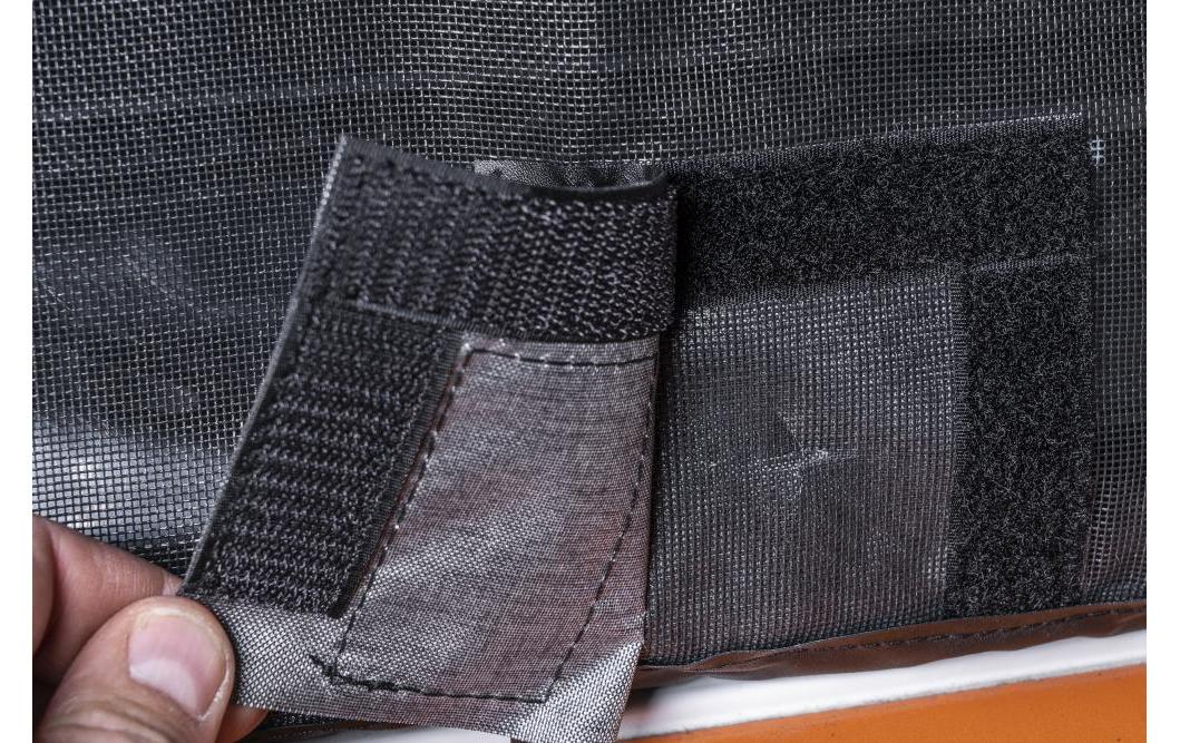 VanQuito 2501 Feines Maschen Insektenschutznetz – 32,6 × 26 cm – Schwarz – für Heckklappe (VW)