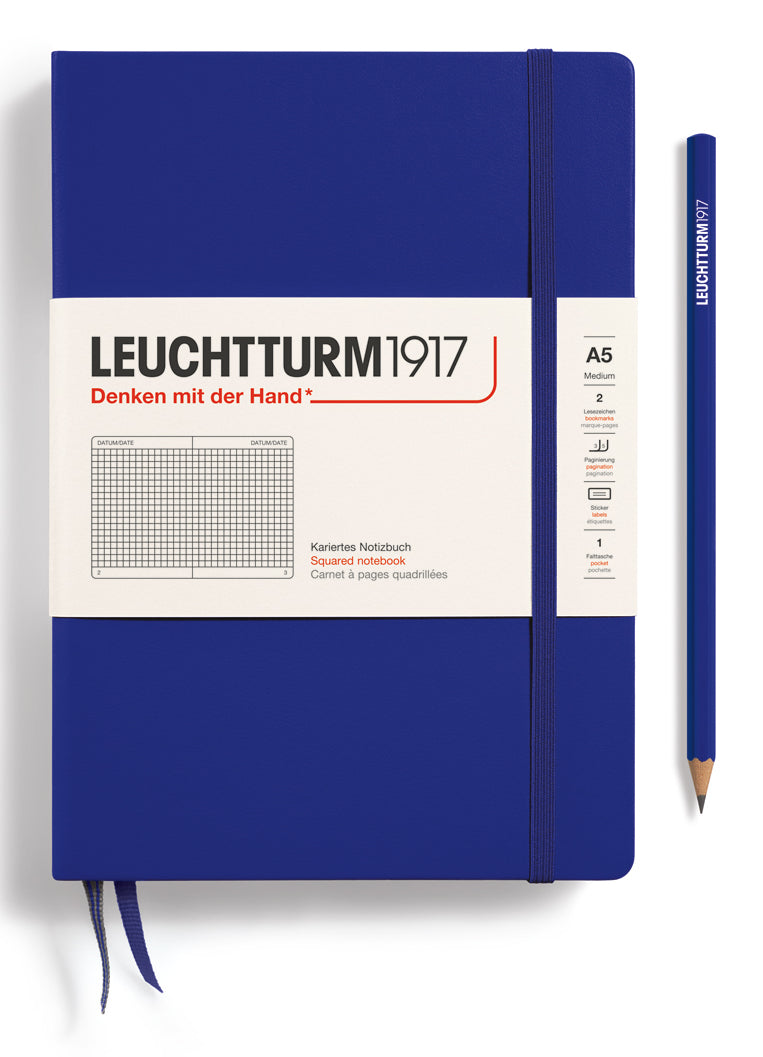 Leuchtturm Notizbuch – A5 – 251 Seiten – 80 g/m² – Hardcover, Gummiband, Einstecktasche, dunkelblau, FSC