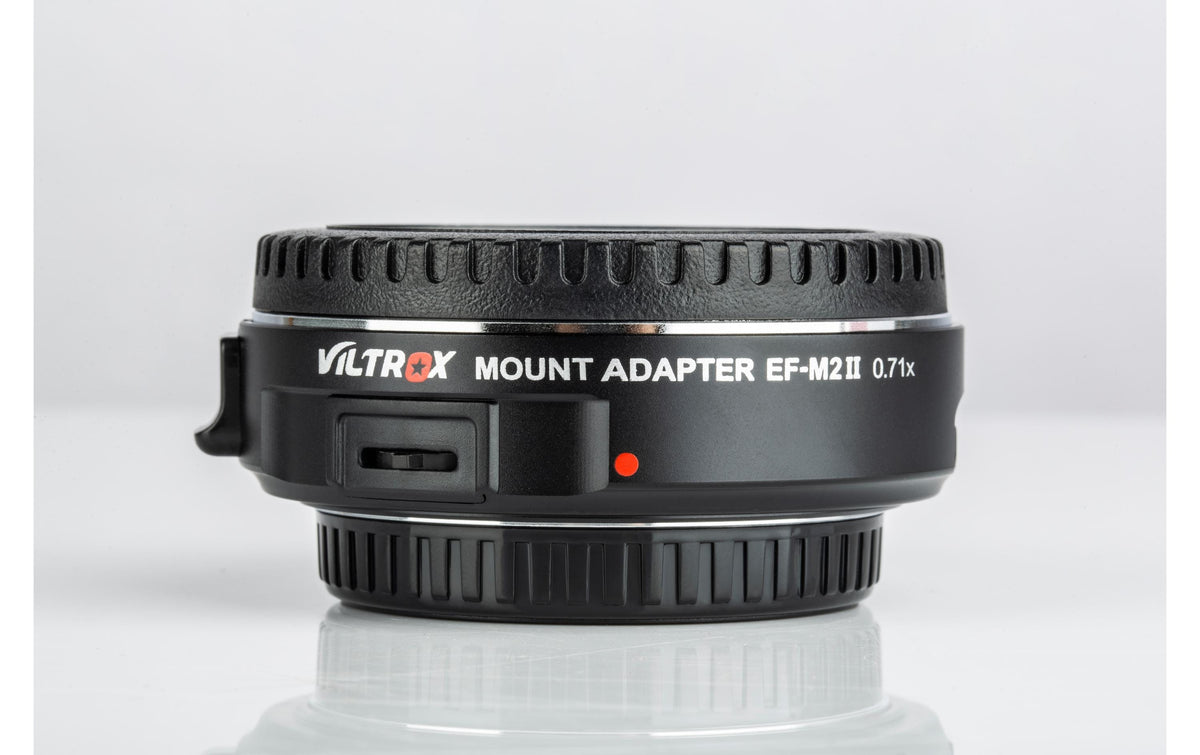 Viltrox EF-M2 II Adapter (Canon EF → M4/3) – 67 mm, 0,71×, 20 mm – für Olympus, Panasonic – Schwarz/Silber