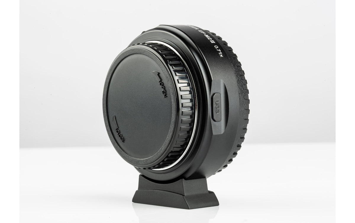 Viltrox EF-M2 II Adapter (Canon EF → M4/3) – 67 mm, 0,71×, 20 mm – für Olympus, Panasonic – Schwarz/Silber