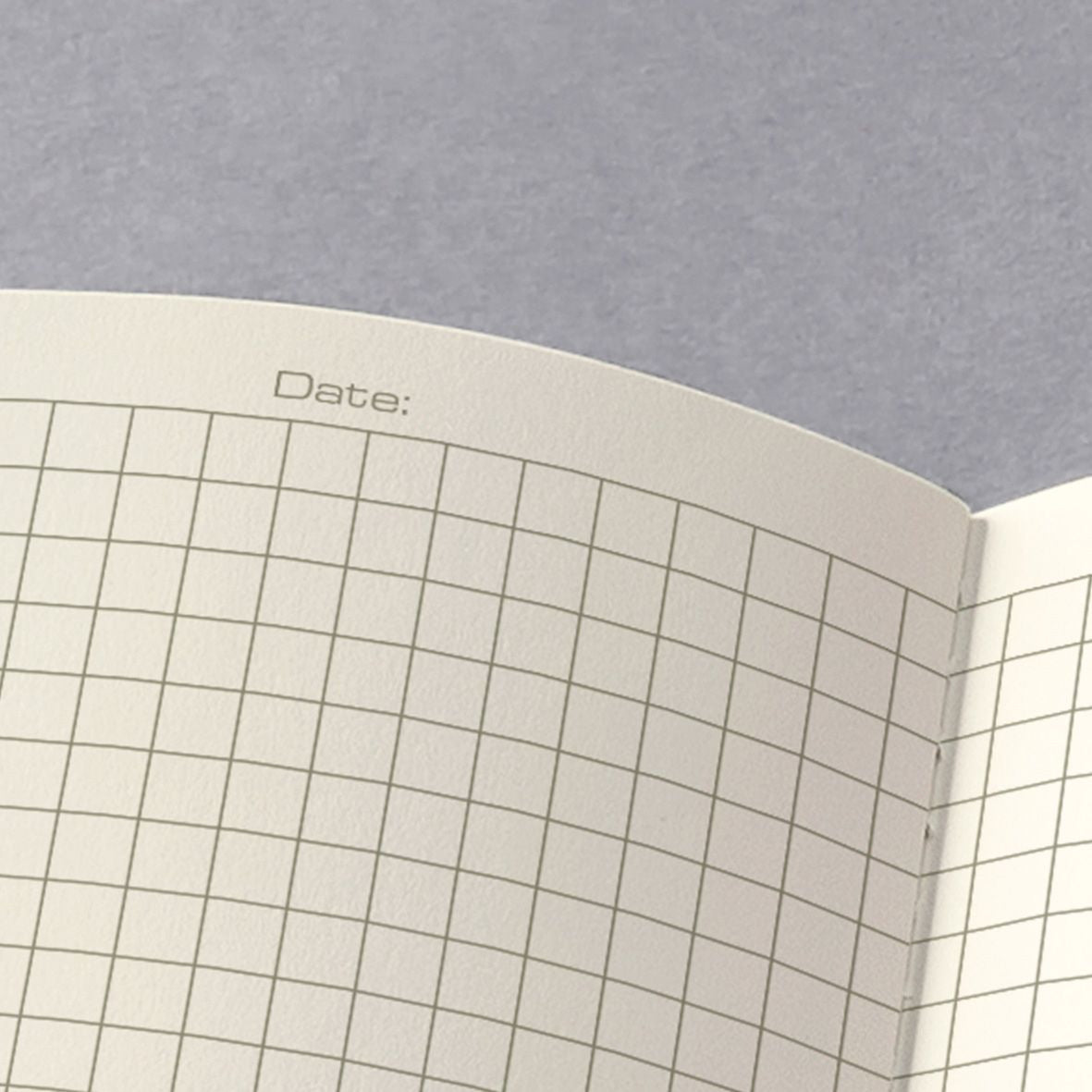 Sigel Notizheft, 93 × 140 mm, kariert, Fadenheftung, Softcover, 64 Seiten, 80 g/m² – schwarz