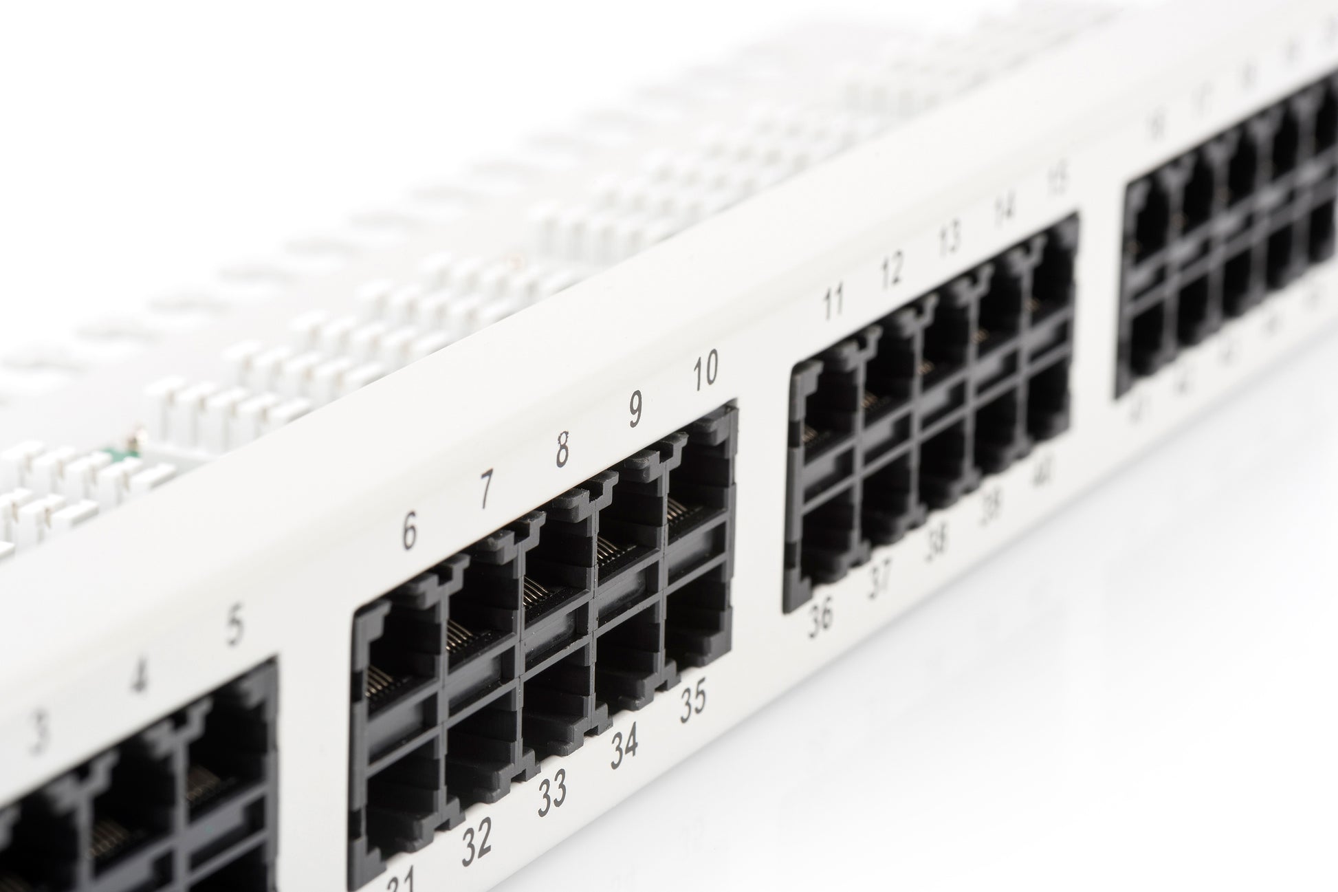 Digitus CAT 3 ISDN – Patchpanel – 50× RJ‑45 Cat3, 1U, Grau