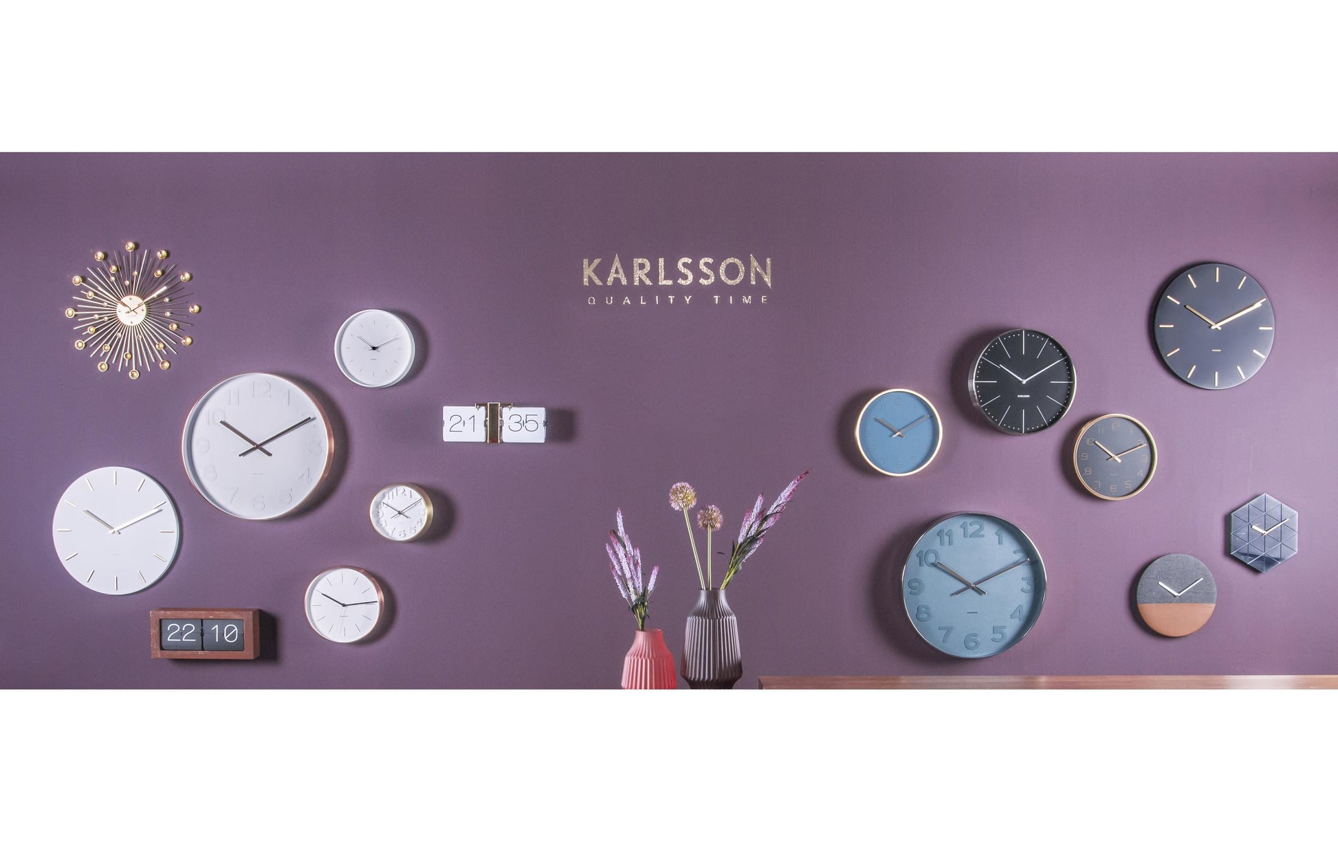 Karlsson Wanduhr Charm – Ø 45 cm, weiss, Metall