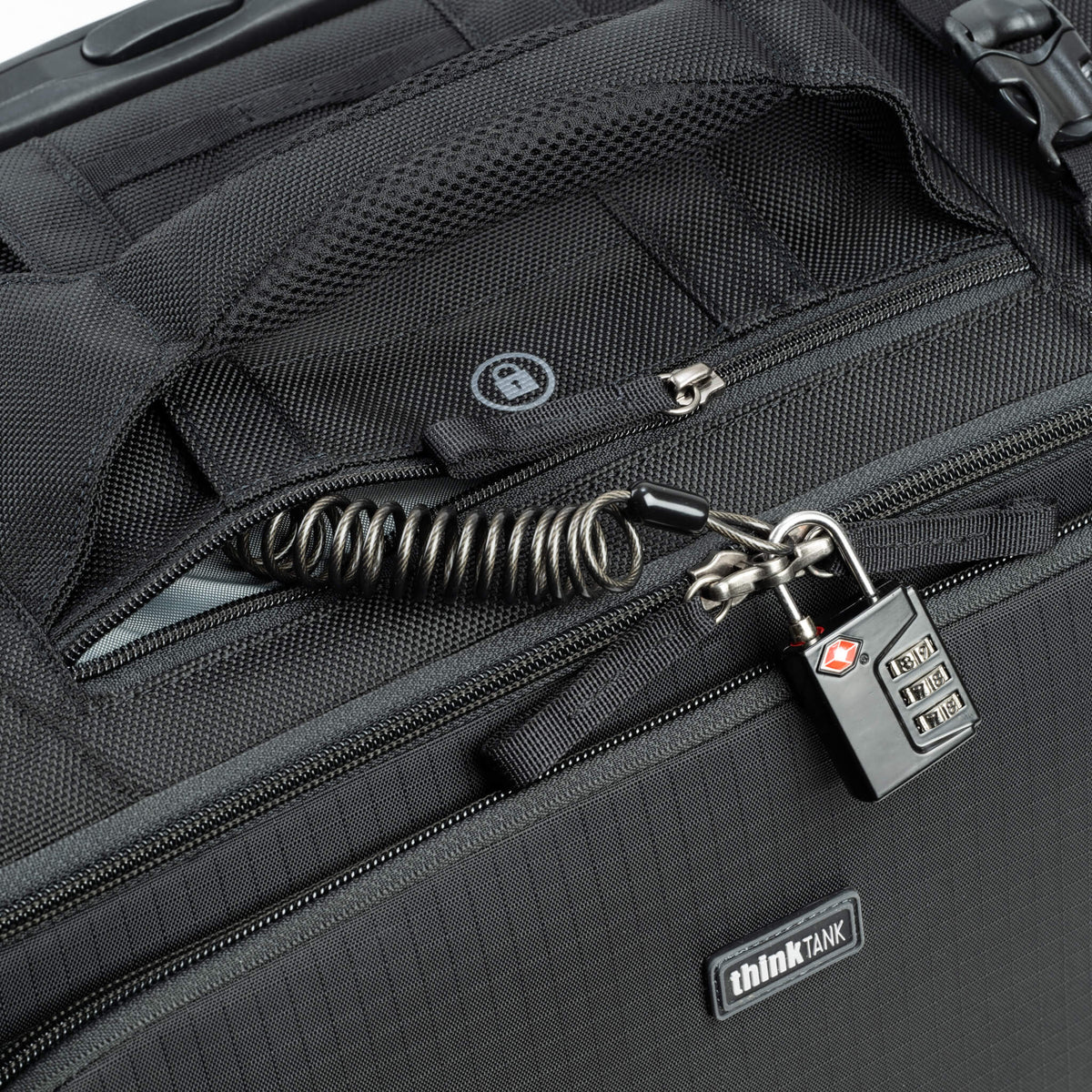 Think Tank Airport Navigator V2.0 Trolley – 22 l, 406 × 406 × 254 mm, 4.5 kg, 4 Räder – PU/Nylon – Schwarz