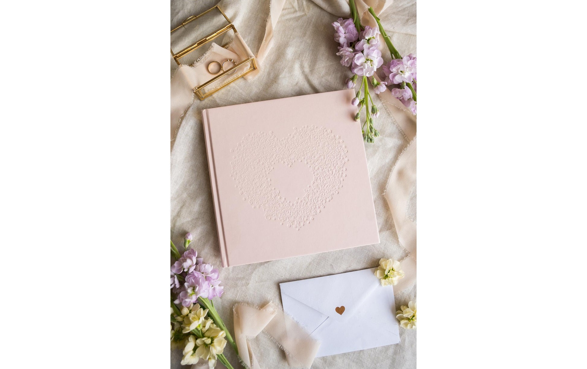 PartyDeco Gästebuch – 22 Seiten – 205 × 205 mm – Hardcover, hellrosa
