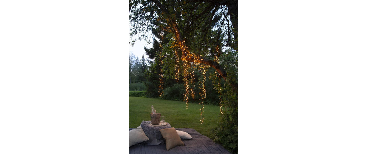 Star Trading Lichterkette – 16 m, 324 lm, 5,92 W, Warmweiss, 1900 K, IP44, Netzbetrieb, Schwarz, PVC