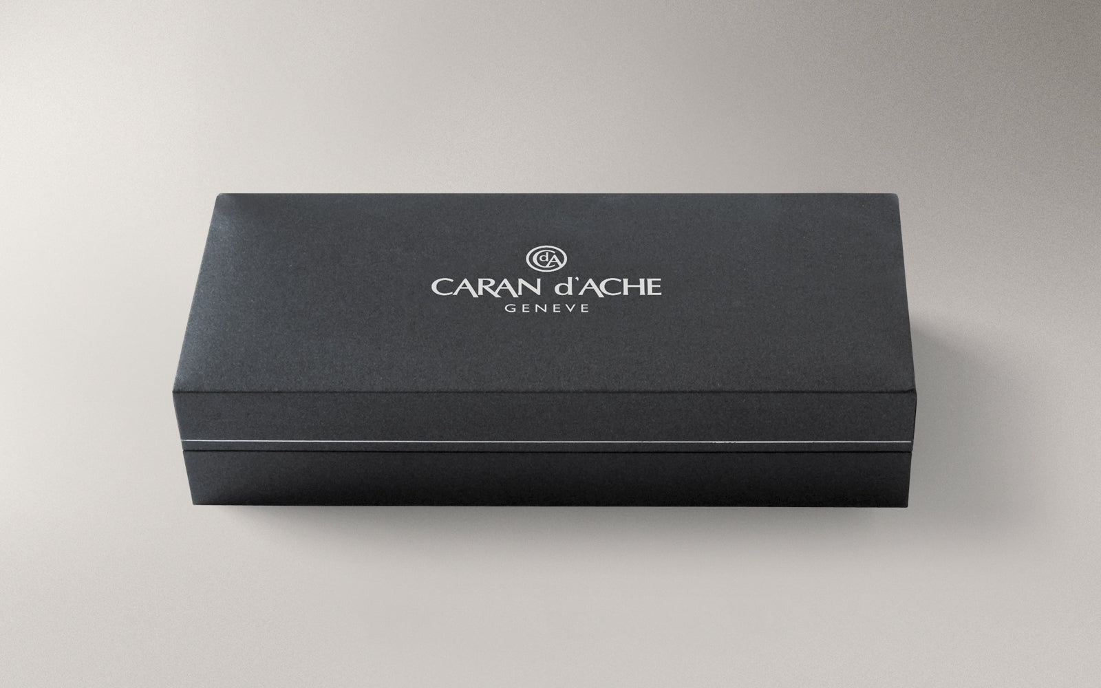 Caran d-Ache Caran d'Ache Kugelschreiber – platiniertes Metall