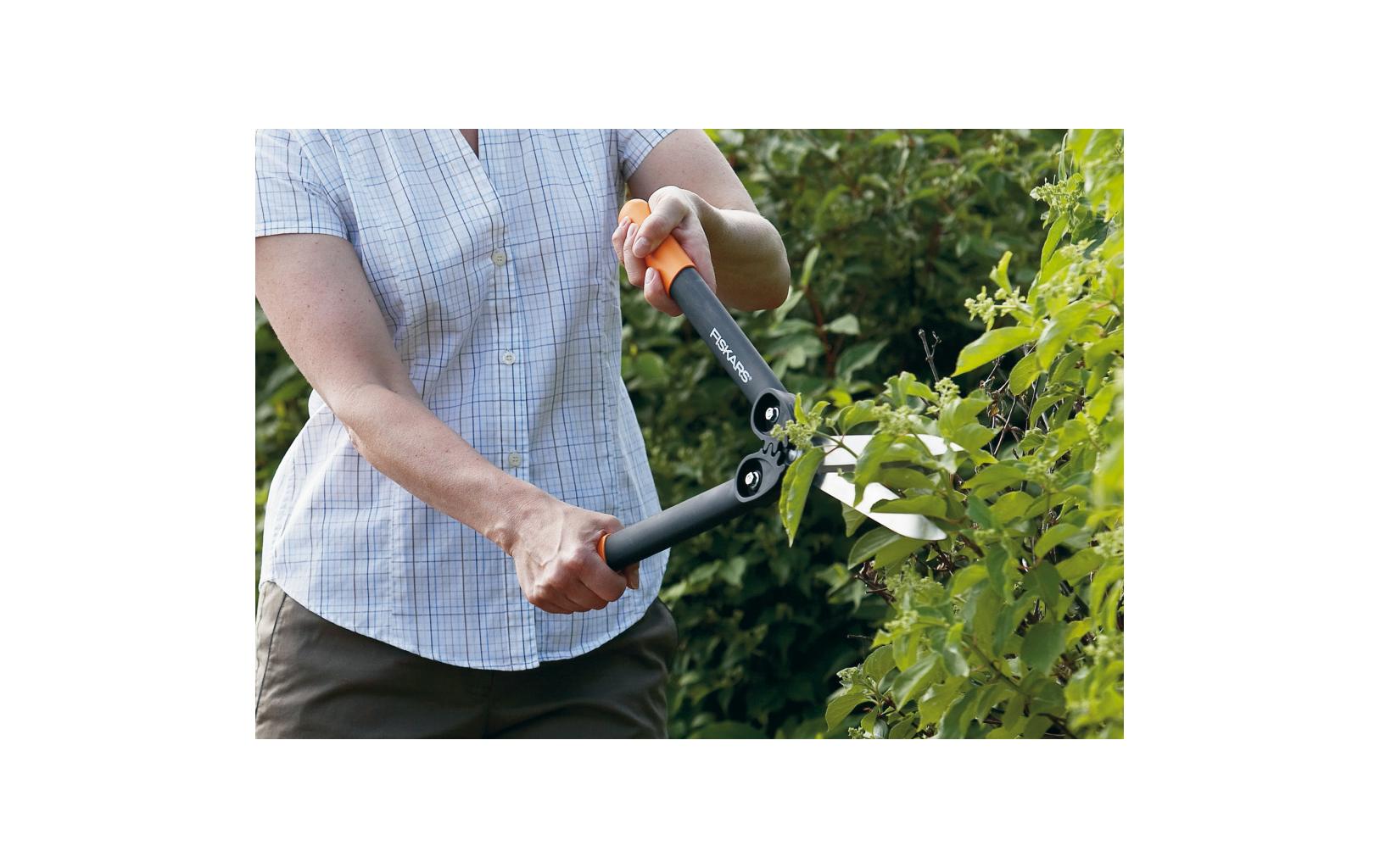 Fiskars HS72 – Getriebe-Heckenschere Schwertlänge 570 mm, Kunststoffgriff, antihaftbeschichtete Klinge, Orange