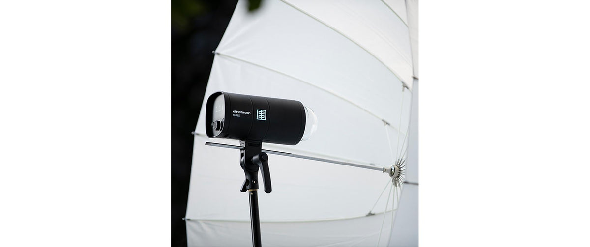 Elinchrom THREE Off-Camera-Blitz – Li-Ion 41,04 Wh, 1,2 s Recycling, Manuell/TTL – für Universal